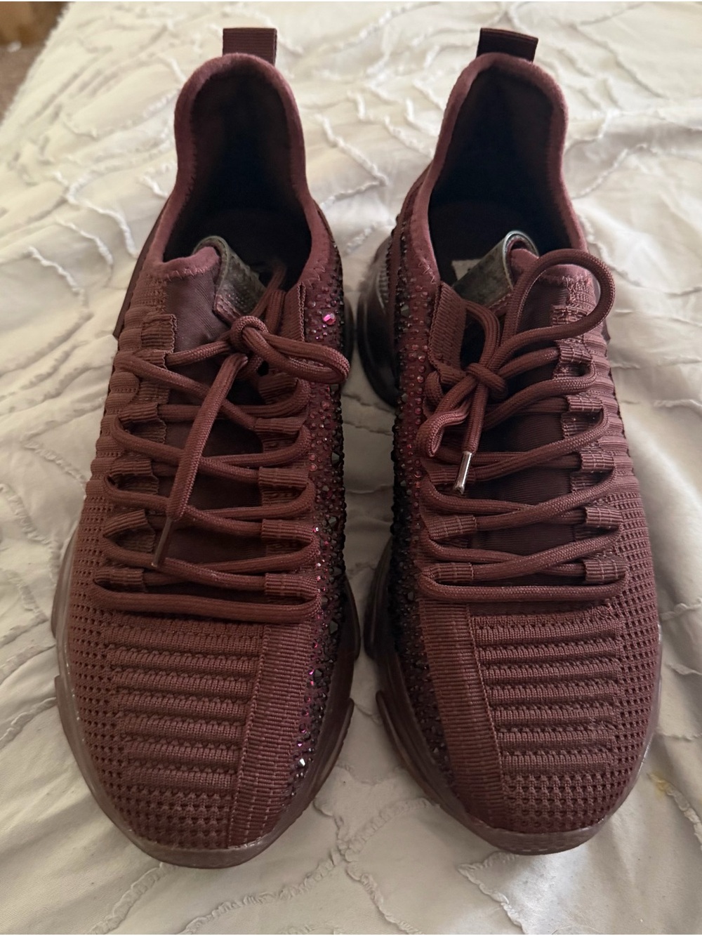 Women Burgundy Knit Athletic Sneakers